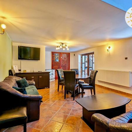 Casa Bergwald Apartment Rîşnov Ngoại thất bức ảnh